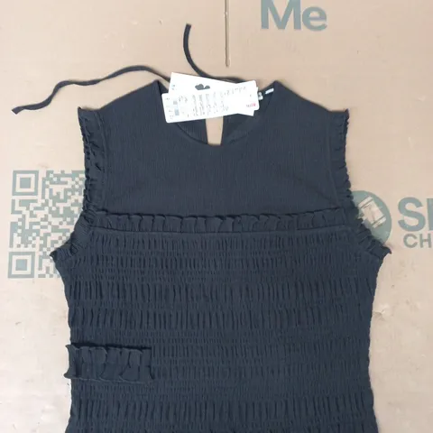 UNIQLO WOMENS SHIRRED SLEEVELESS TOP IN BLACK SIZE XL