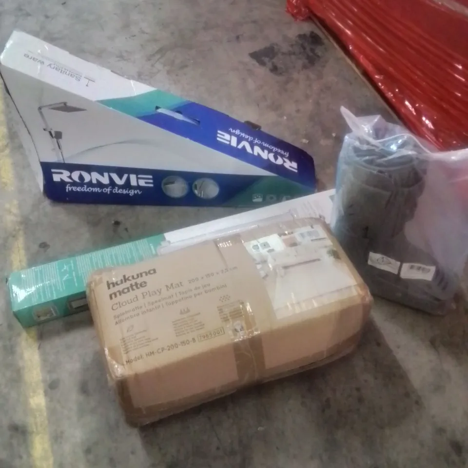 PALLET CONTAINING ASSORTED ITEMS TO INCLUDE: CLOUD PLAY MAT, RETRACTABLE SAFETY GATE, SHOWER AND MEDICAL ORTHOPEDIC BOOT ETC...