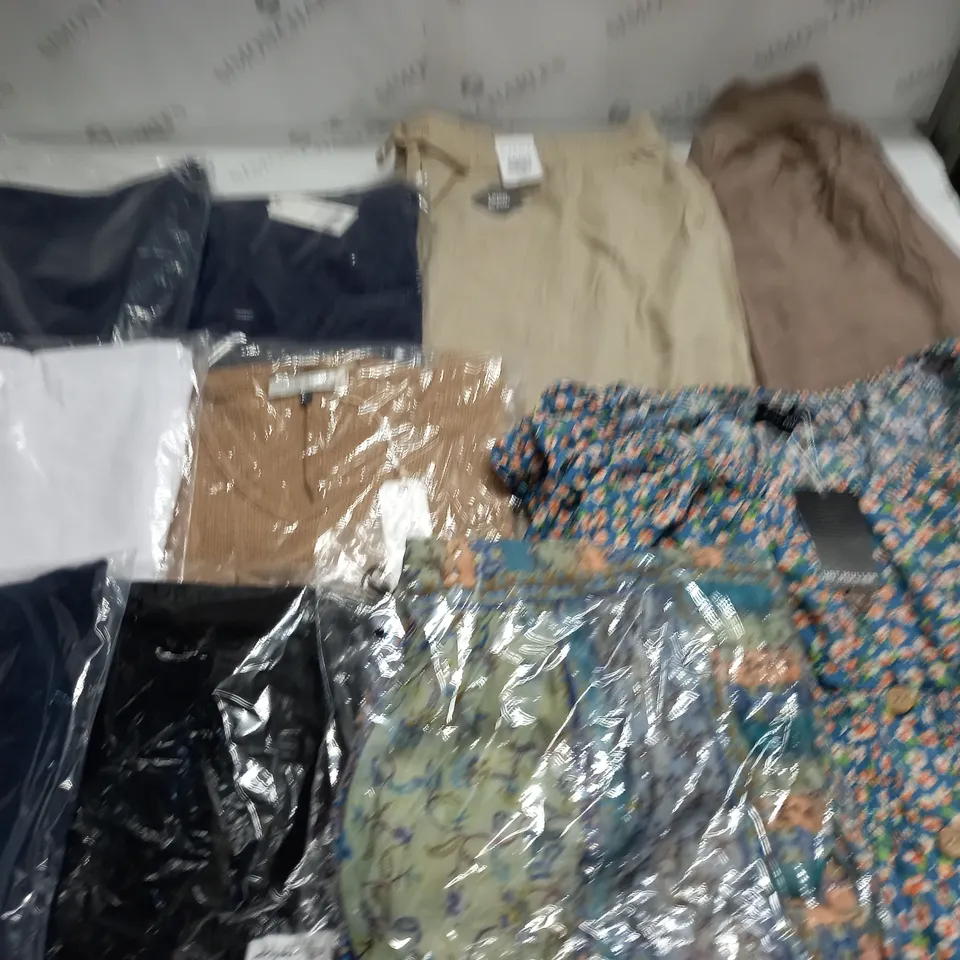 LOT OF 10 ASSORTED CLOTHING ITEMS TO INCLUDE EMELIA AND MAISON DE NIMES - VARIOUS SIZES