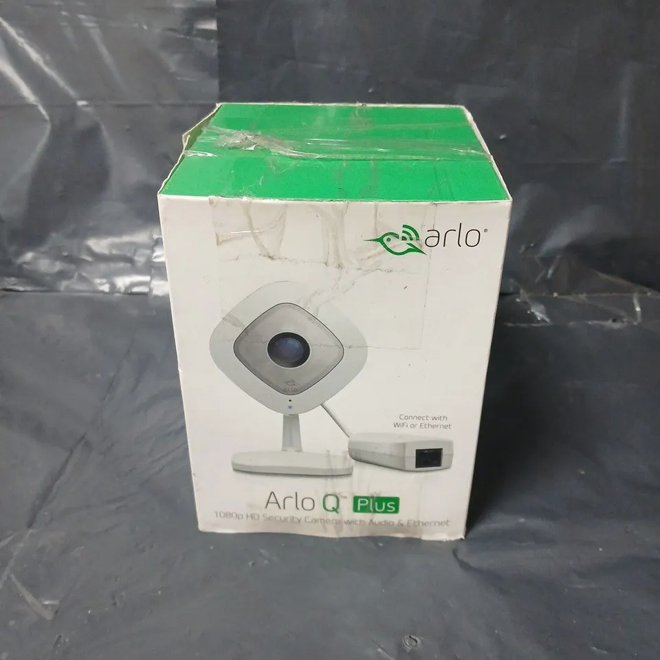 BOXED ARLO Q PLUS HD SECURITY CAMERA