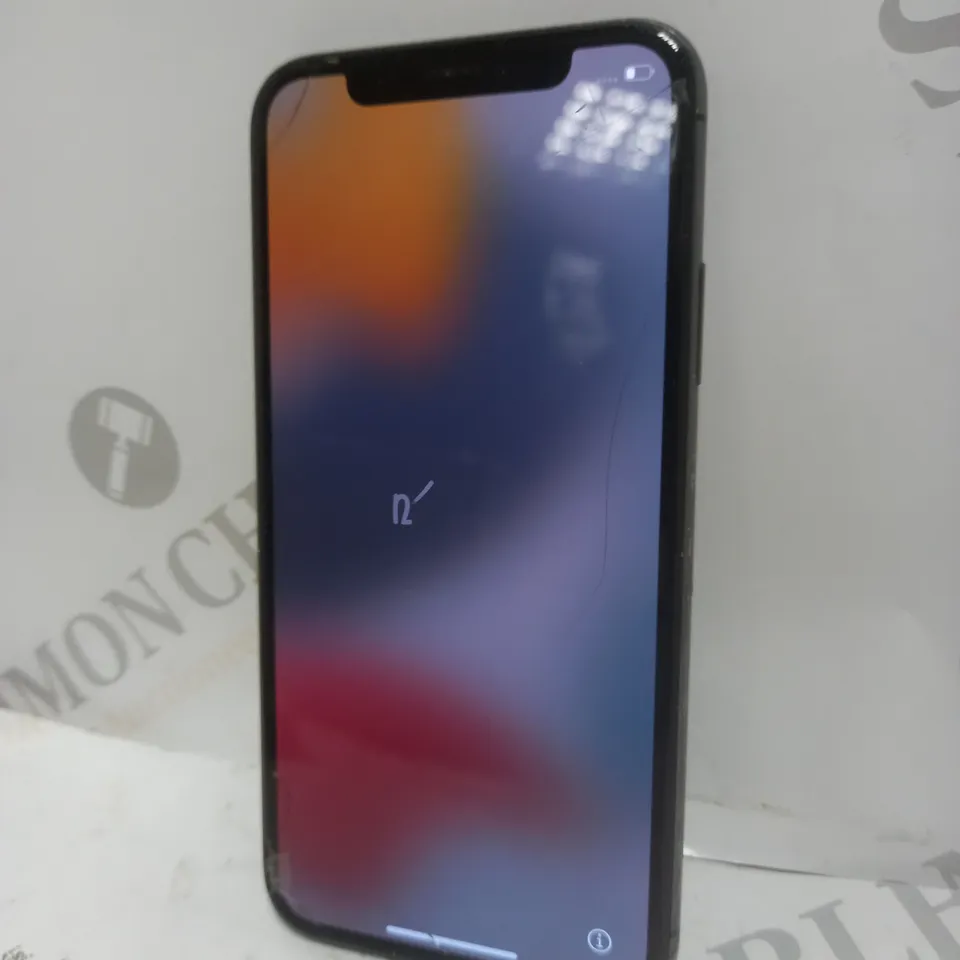 APPLE IPHONE X SMARTPHONE IN BLACK 