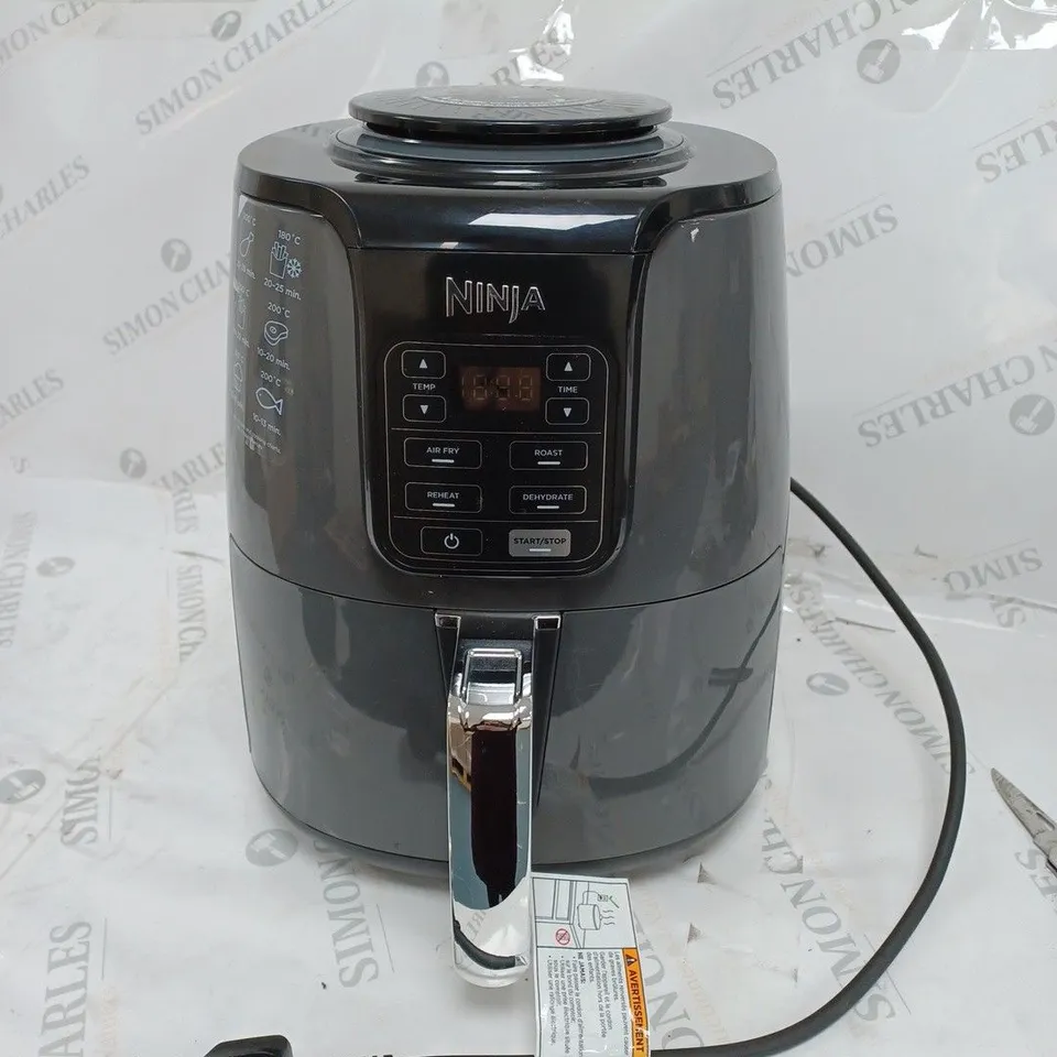 NINJA AIR FRYER 3.8L AF100UK
