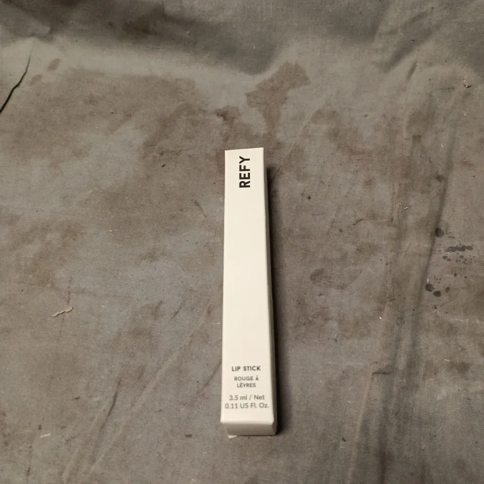 REFY LIP STICK 3.5ML RUBY BOXED
