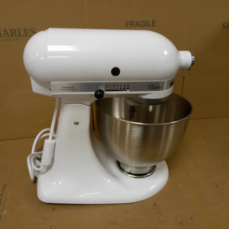 KITCHENAID CLASSIC MIXER