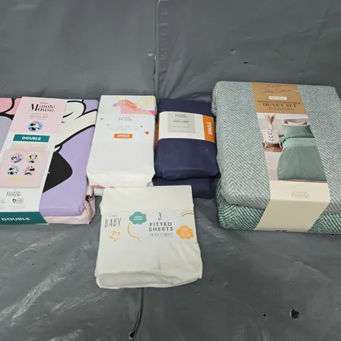 LARGE BOX OF ASSORTED DUVET SETS AND BED SHEETS