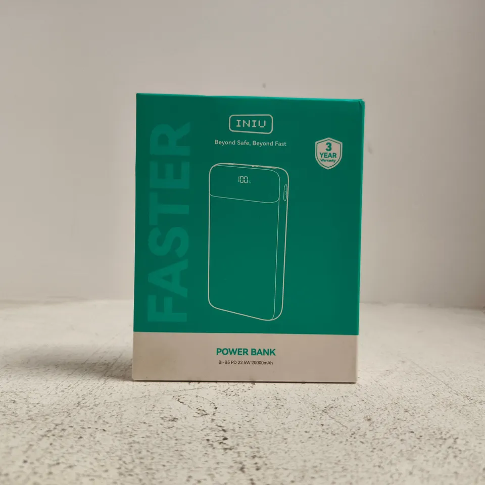 INIU POWER BANK 20000MAH PD 22.5W – BOXED