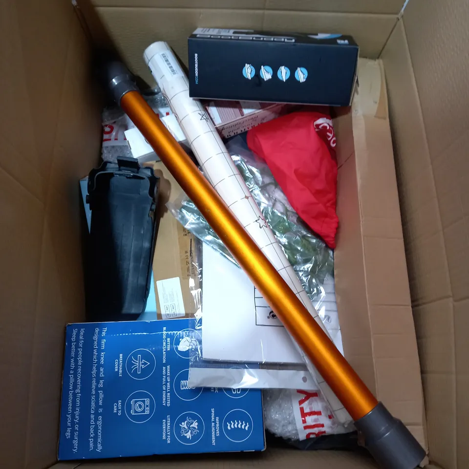 TOTE OF APPROXIMATELY 15 ASSORTED HOUSEHOLD  ITEMS TOO INCLUDE BOTTLES , SHOE CLEANERS , WALLPAPER , ETC 