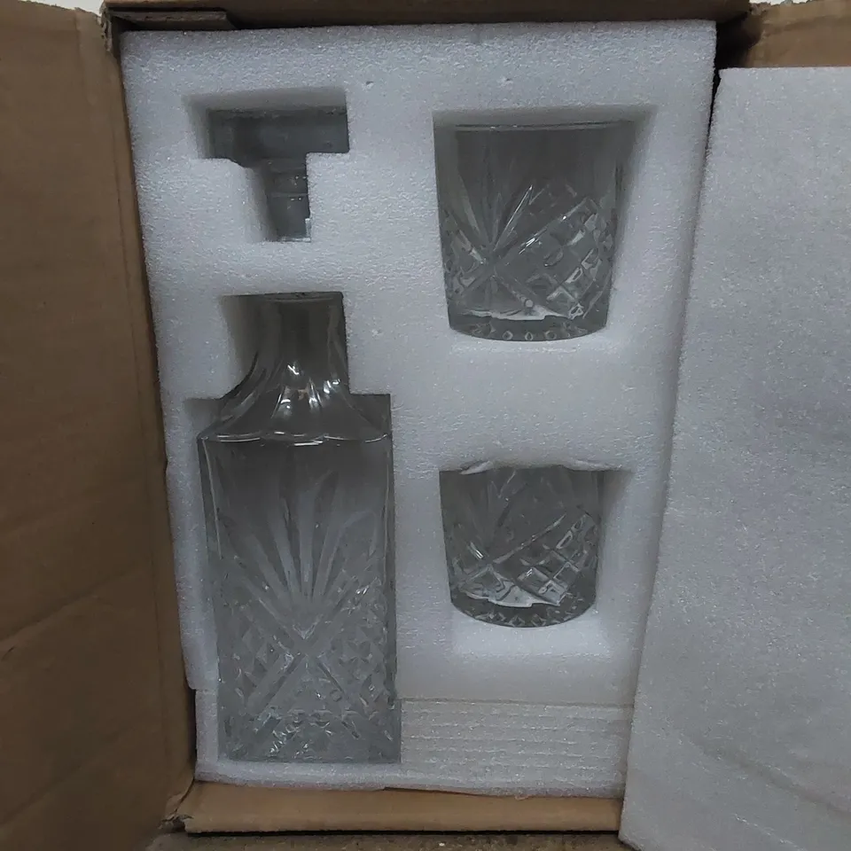 BOXED 3 PIECE WHISKEY DECANTER SET