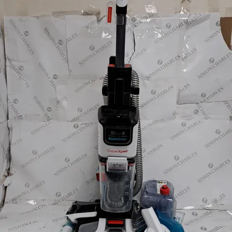 SHARK CARPET XPERT DEEP CARPET CLEANER & BUILT IN STAIN STRIKER EX200UK - COLLECTION ONLY