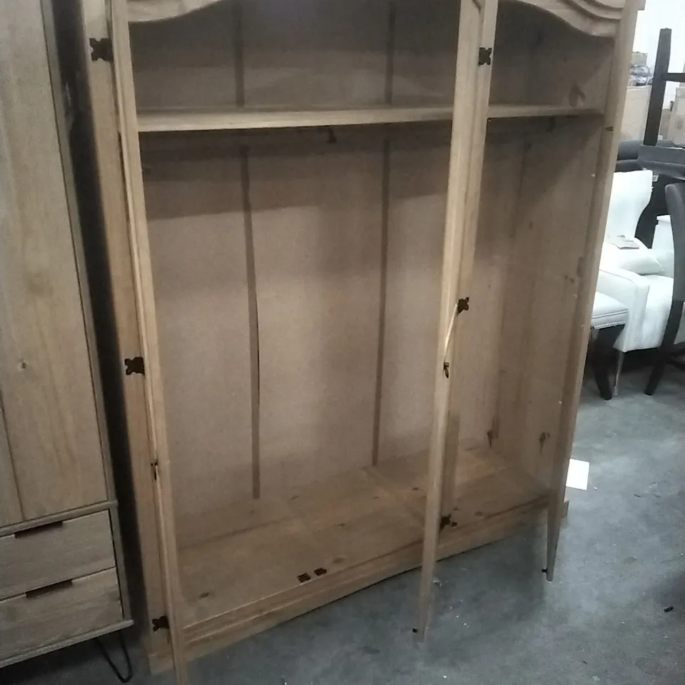 CORONA 3 DOOR, ARCH TOP MEXICAN, SOLID PINE WARDROBE - BROWN