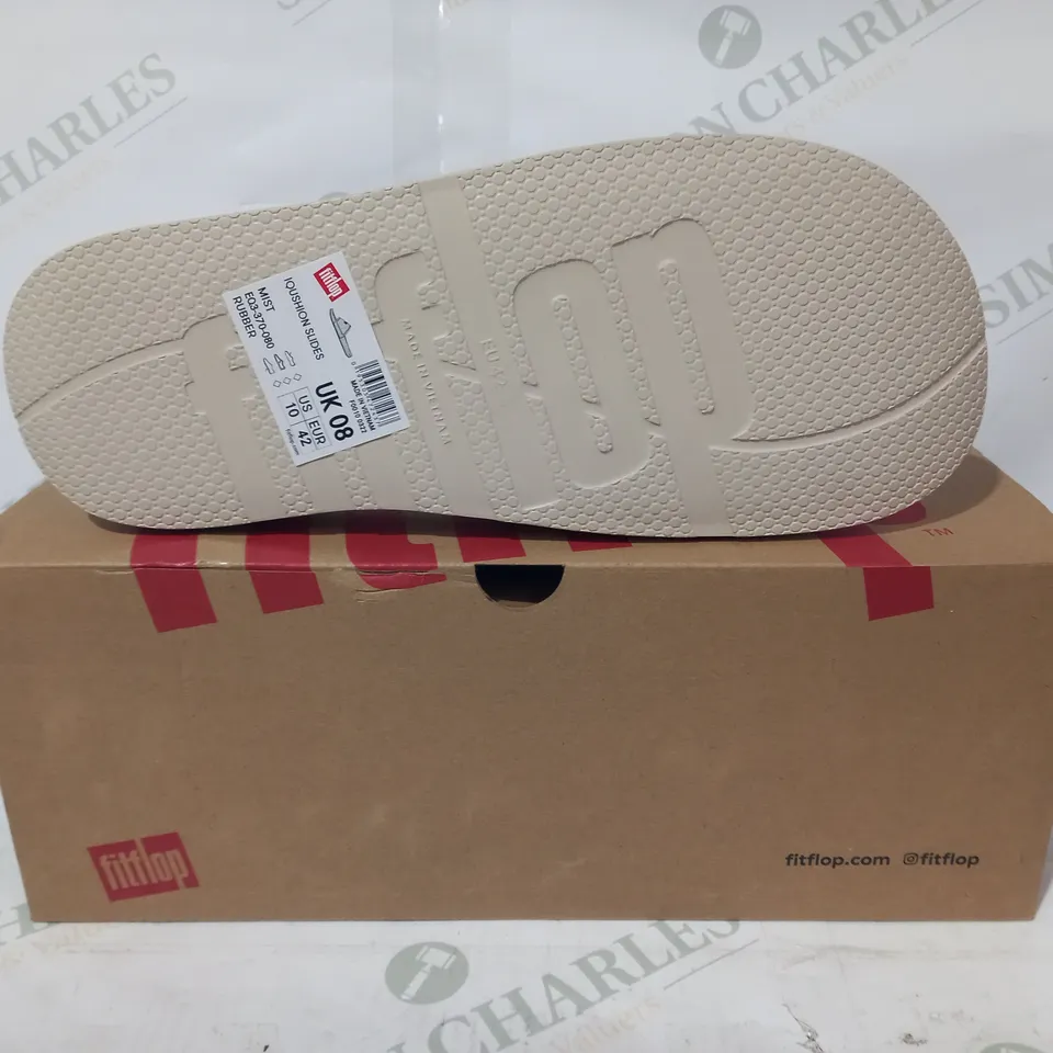 BOXED PAIR OF FITFLOP IQUSHION SLIDERS IN CREAM UK SIZE 8