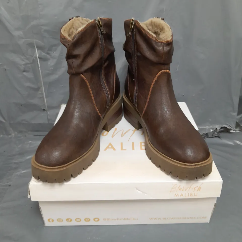 BLOWFISH MALIBU COZY FAUX FUR LINED BOOTS BROWN SIZE 7