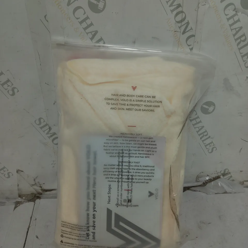 VOLO HERO HAIR AND BODY CARE TOWEL SALT WHITE