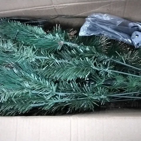BOXED 6' H GREEN ARTIFICIAL PINE CHRISTMAS TREE