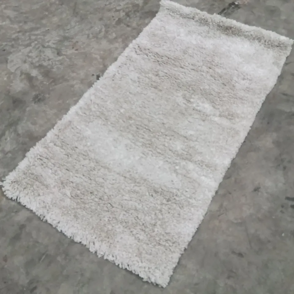 QUALITY DESIGNER AREA RUG - APPROXIMATELY 150X80CM
