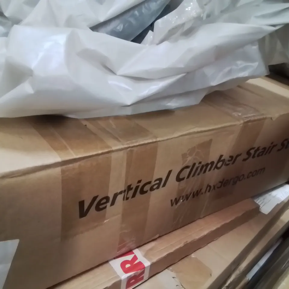 PALLET CONTAINING VARIOUS ASSORTED BOXED HOUSEHOLD ITEMS TO INCLUDE: AREA RUG, SHOWER SYSTEMS, VERTICAL CLIMBING STAIR STEPPER AND LOTS MORE UNMARKED BOXED ITEMS