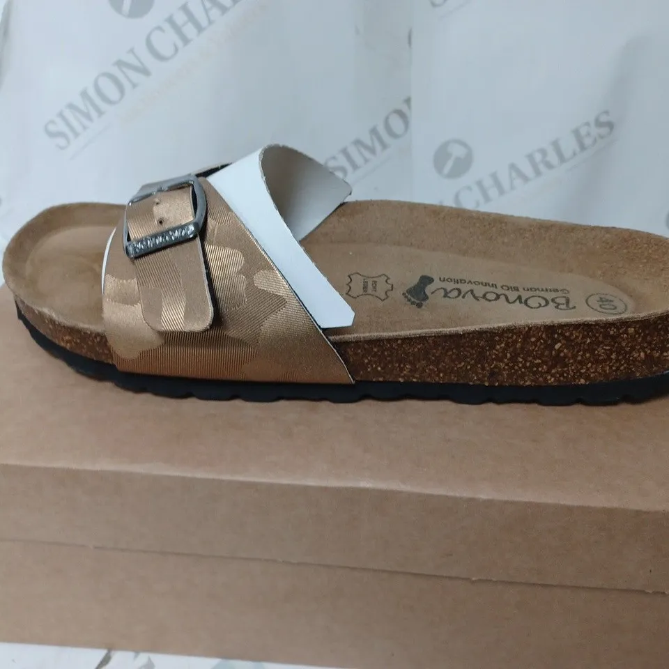 BONOVA STRAPPED SANDALS - SIZE 7