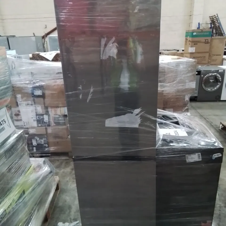 HOOVER HDPH2D1049B80 SLIMLINE FREESTANDING DISHWASHER AND SAMSUNG RB34T602ESAEU 7030 FRIDGE FREEZER - UNPROCESSED RAW RETURNS