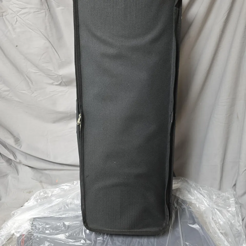 VIOLIN/VIOLA CASE – BLACK EXTERIOR, RED VELVET INTERIOR, WITH INTERNAL POUCH