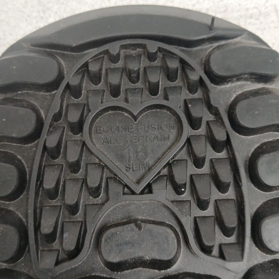 EQUINE FUSION ALL TERRAIN HOOF BOOT – SIZE 16 SLIM (USED)
