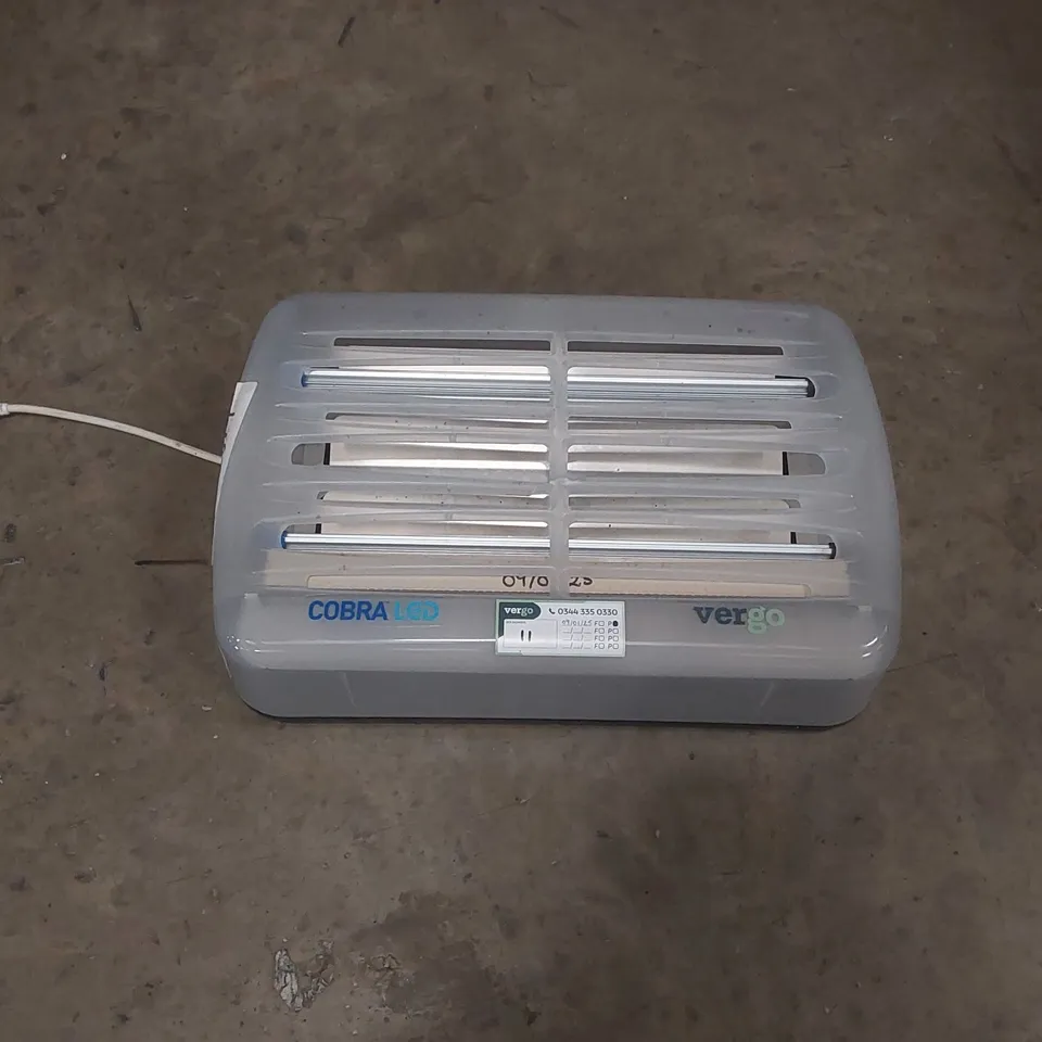 COBRA LED COMMERCIAL ELECTRIC FLY KILLER
