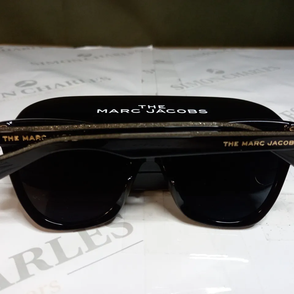 MARC JACOBS WOMENS CAT EYE BLACK SUNGLASSES