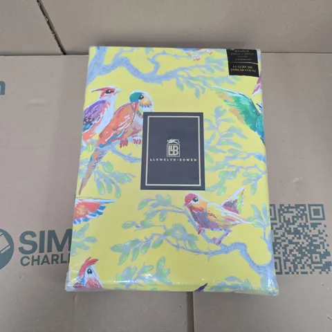 LLEWELYN BOWEN BIRDITY ABSURDITY DOUBLE DUVET SET