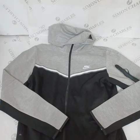 NIKE TECH JACKET SIZE S