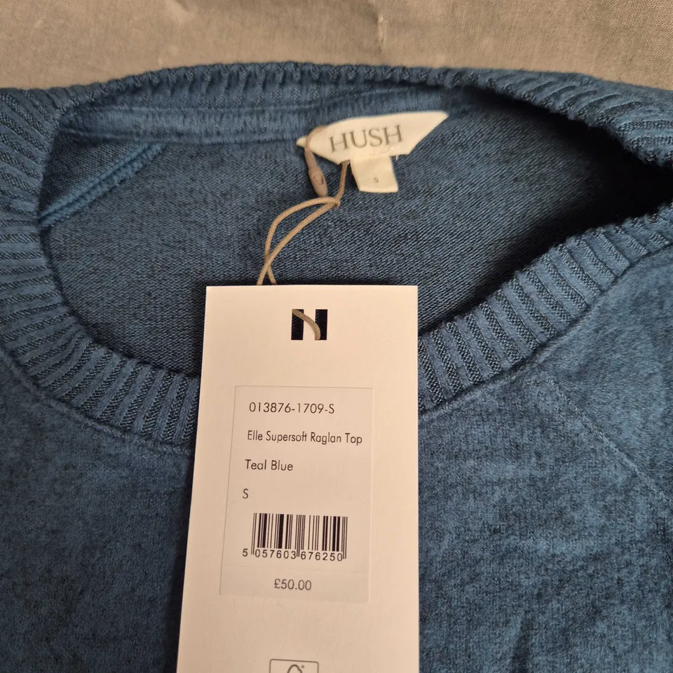 HUSH ELLE SUPERSOFT RAGLAN TOP – TEAL BLUE – SIZE S