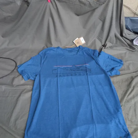 PATAGONIA CAPILENE COOL TRAIL T-SHIRT – AQUATIC BLUE, MEN’S, SIZE L (MADE IN VIETNAM)