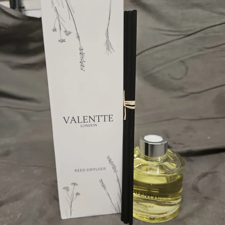 BOXED VALENTTE LONDON REED DIFFUSER