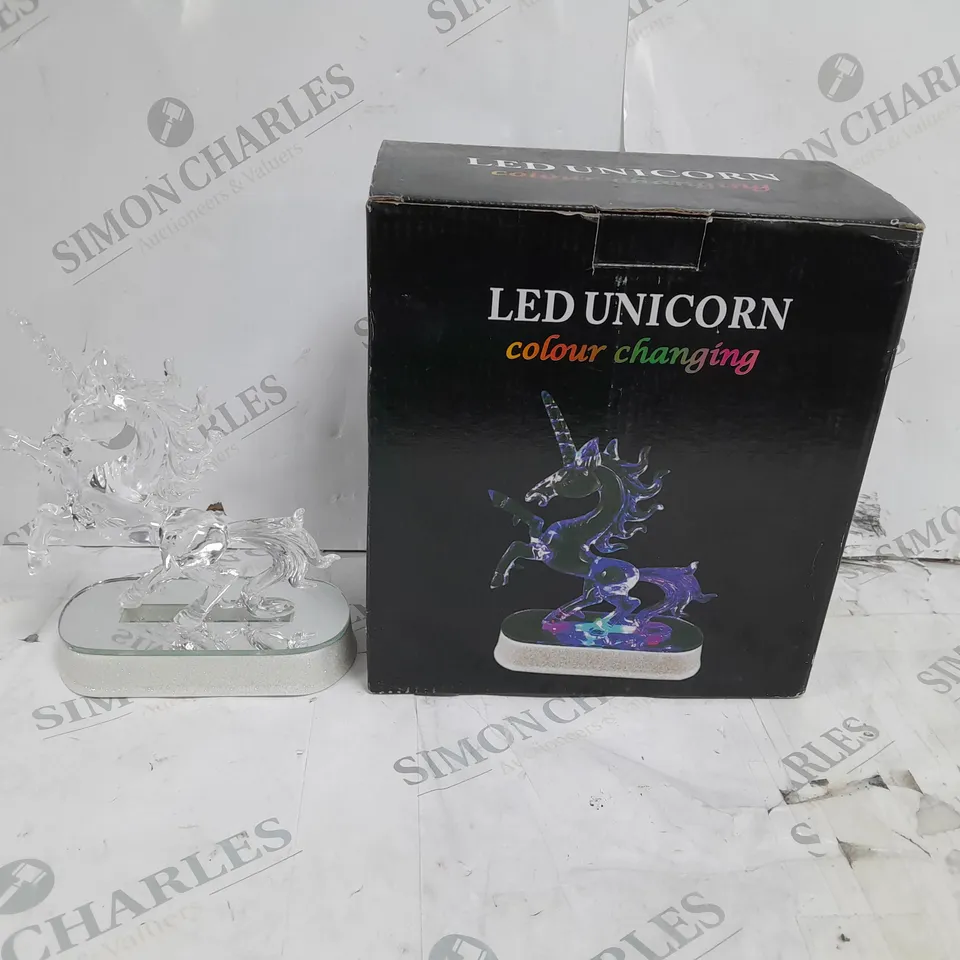 LED COLOUR CHANGING UNICORN