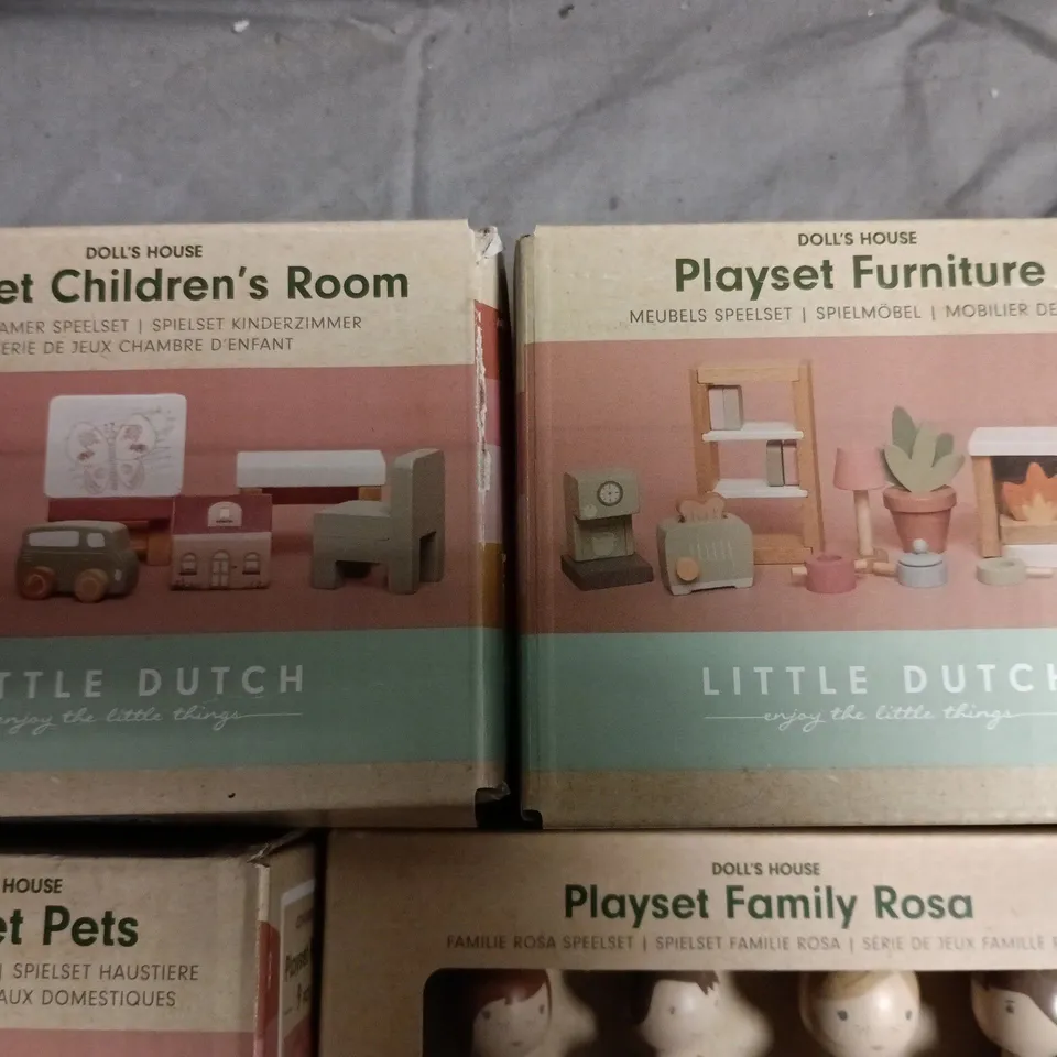 LOT OF 4 BOXED LITTLE DUTCH DOLLS'S HOUSE ACCESSORIES