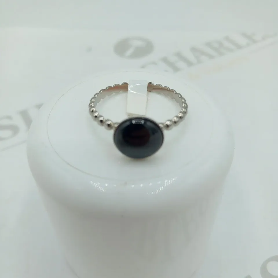 BERING CIRCLE AND BEAD RING SIZE 9