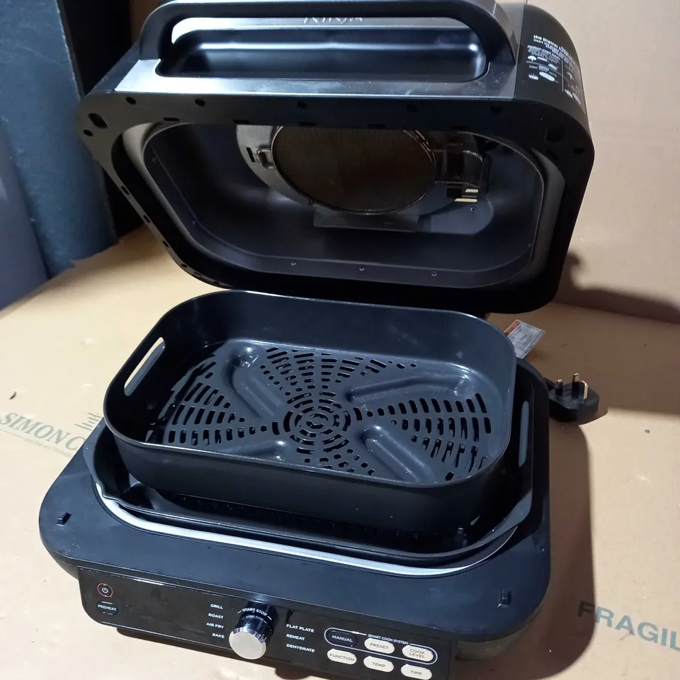NINJA HEALTH GRILL & AIR FRYER (AG651UK)