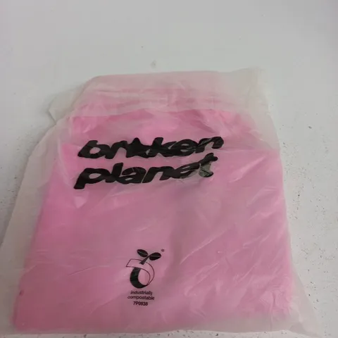 BAGGED BROKEN PLANET STAR LOGO SHORTS - SIZE SMALL