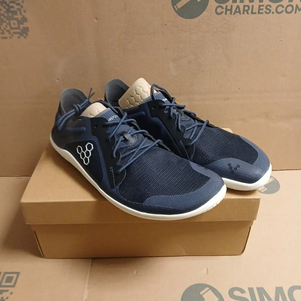 BOXED PAIR OF VIVOBAREFOOT PRIMUS LITE 3.5 MENS MIDNIGHT RUNNING SHOES – NAVY - 9