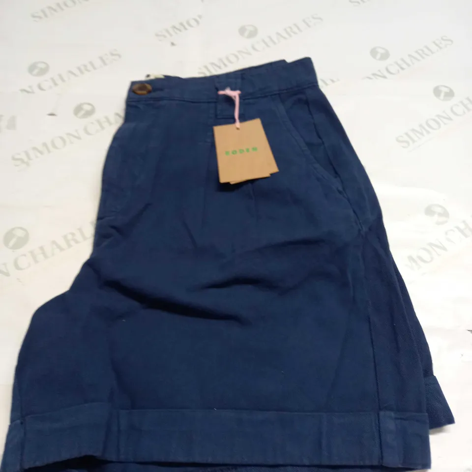 BODEN CASUAL COTTON SHORTS SIZE 12