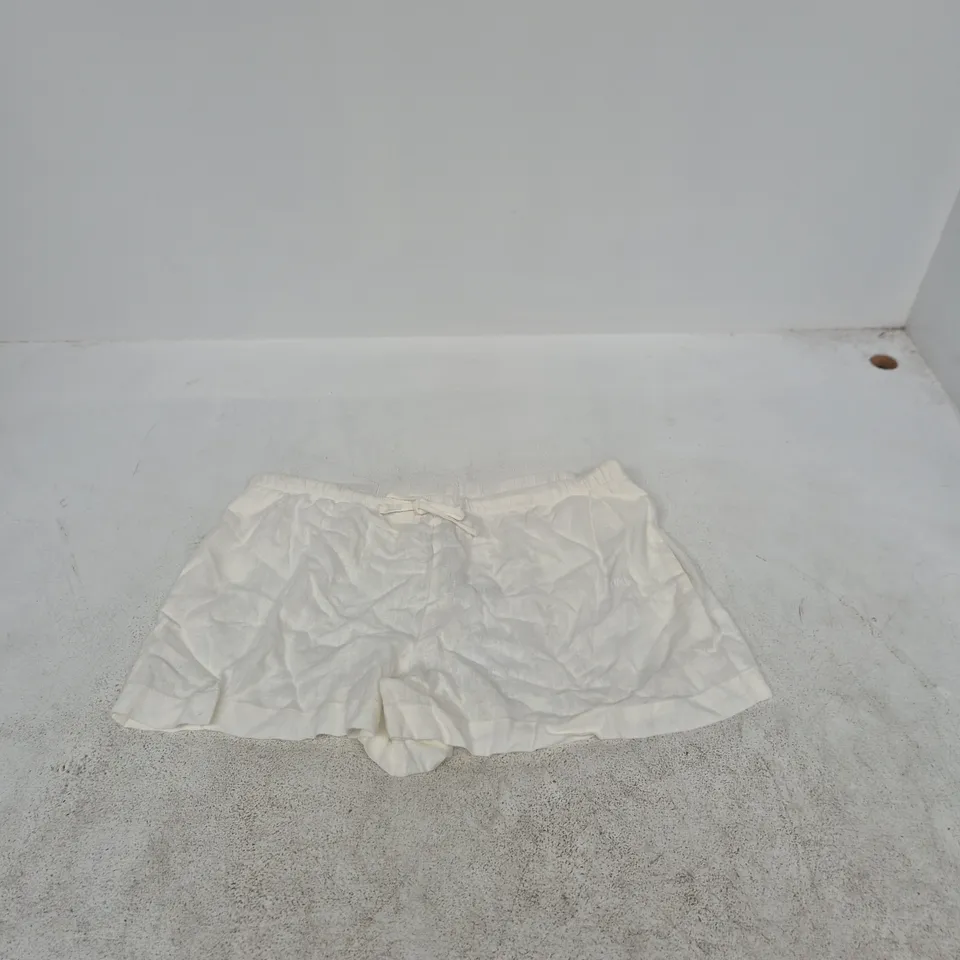 TALA SOFT LINEN SHORT – IVORY, UK S (SMALL)