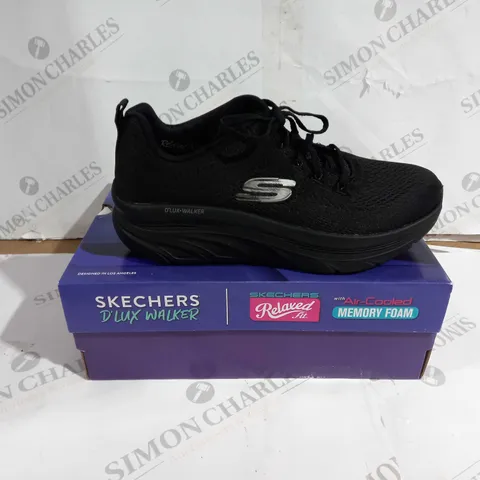 BOXED PAIR OF SKECHERS RELAXED FIT D'LUX WALKER SHOES BLACK UK SIZE 6