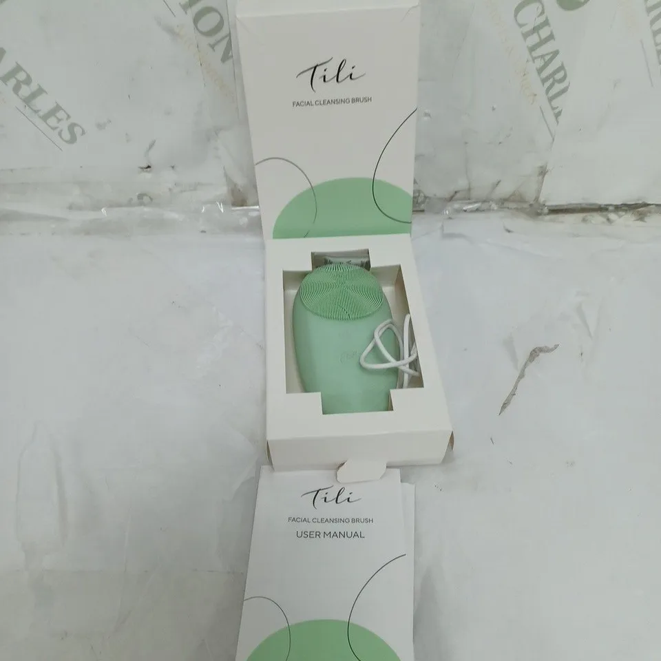BOXED TILI FACIAL CLEANSING BRUSH GREEN