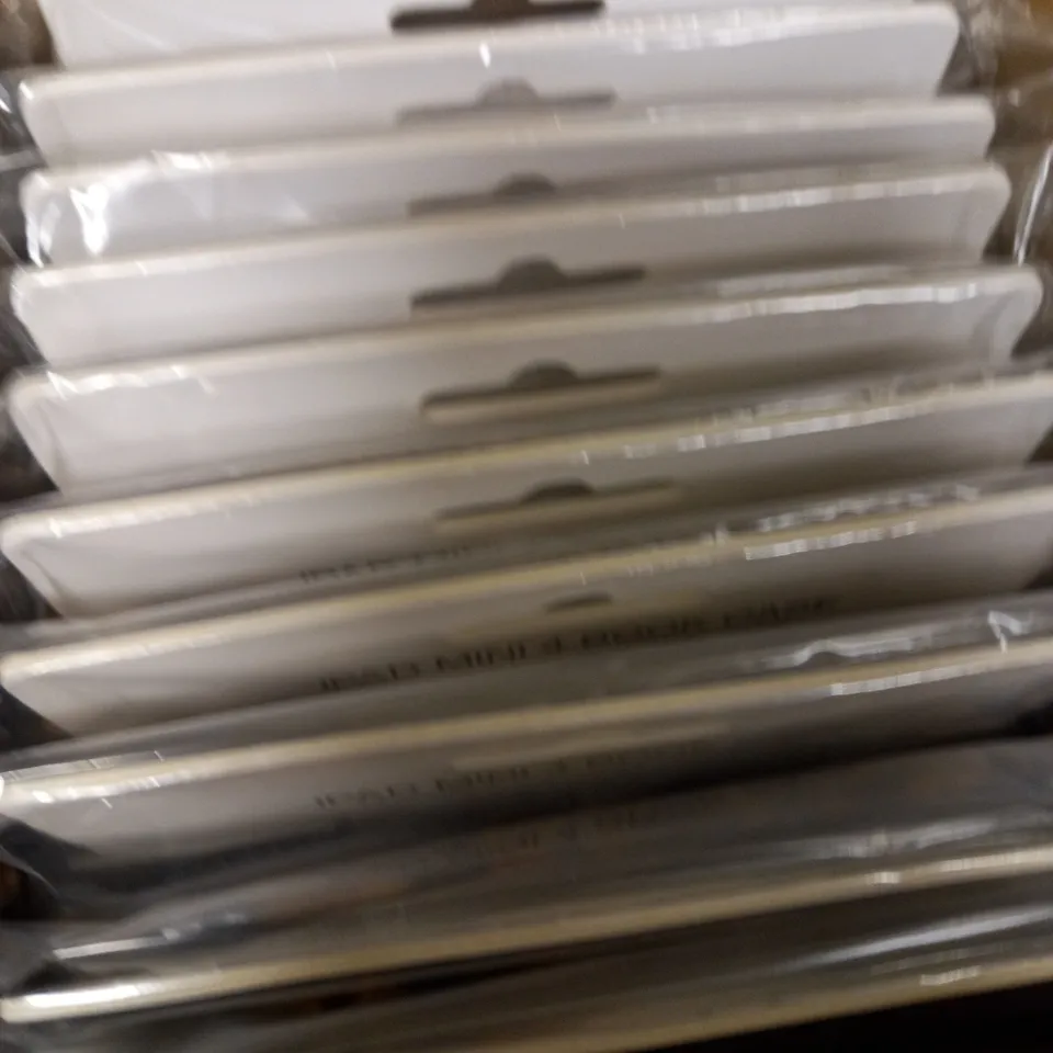 LOT OF APPROX 10 HAPPY PLUGS IPAD MINI 4 BOOK CASES - LEOPARD 