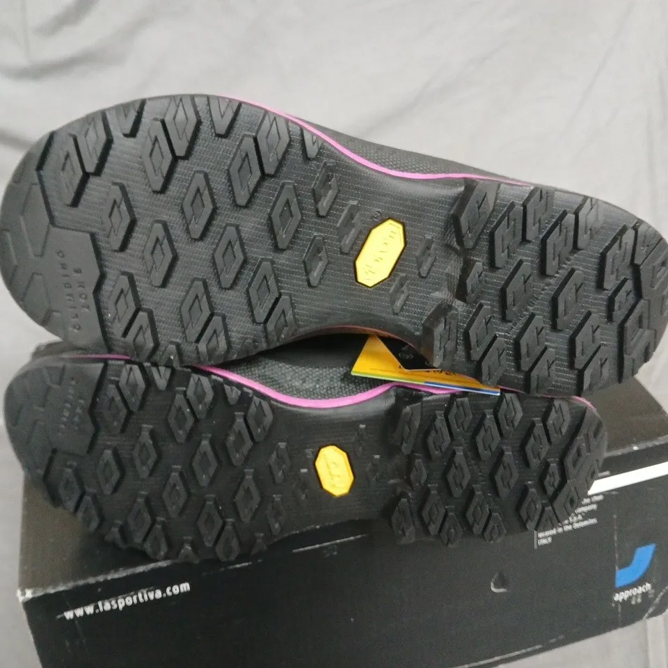 BOXED LA SPORTIVA TX4 EVO GTX WOMEN’S APPROACH SHOES – UK 4, GREY/BLACK WITH PINK ACCENTS