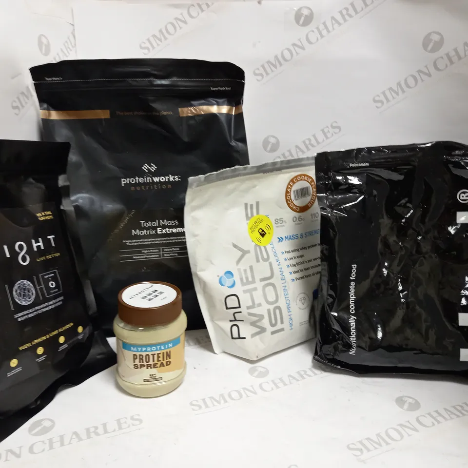 LOT OF APPROXIMATELY 5KG ASSORTED PROTEIN ITEMS