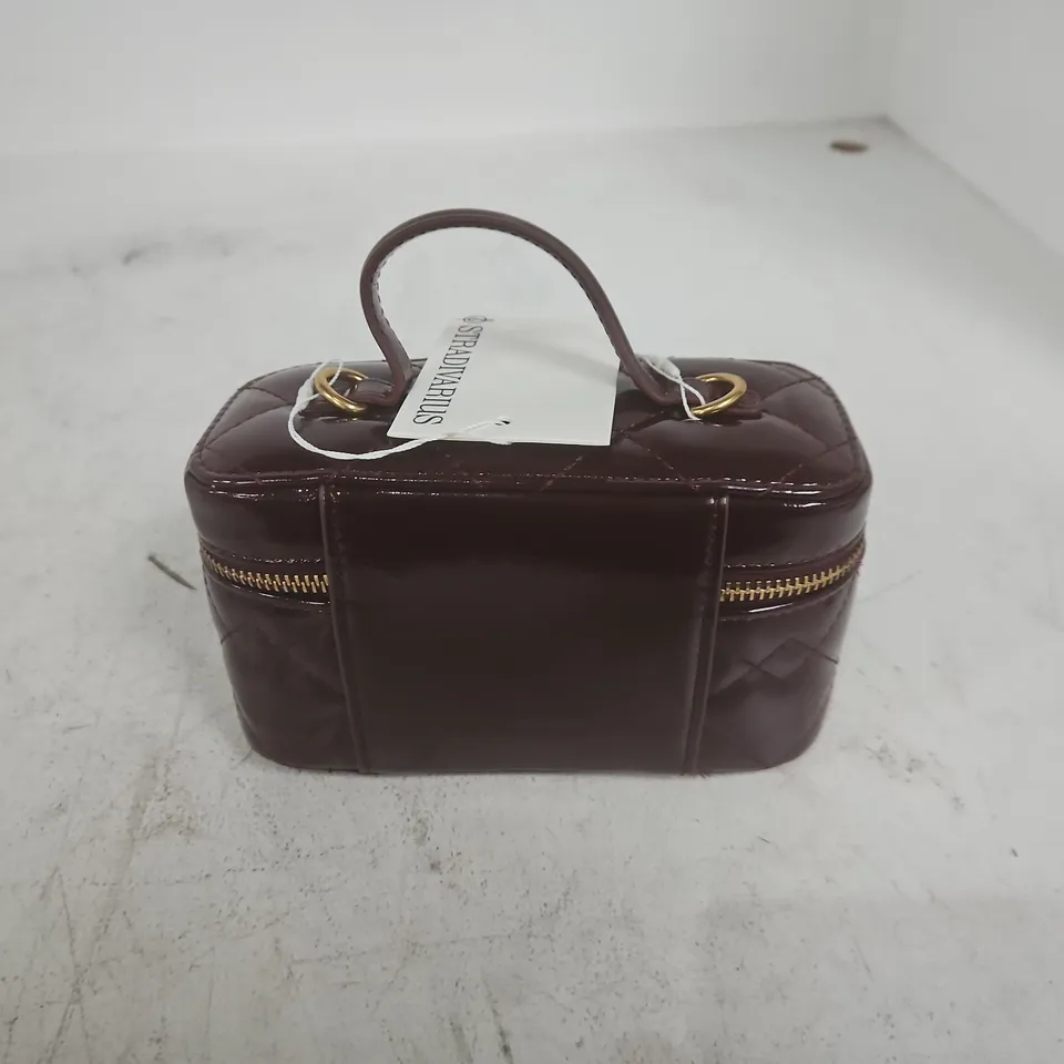 STRADIVARIUS QUILTED HANDBAG – BROWN WITH GOLD HARDWARE, SIZE M