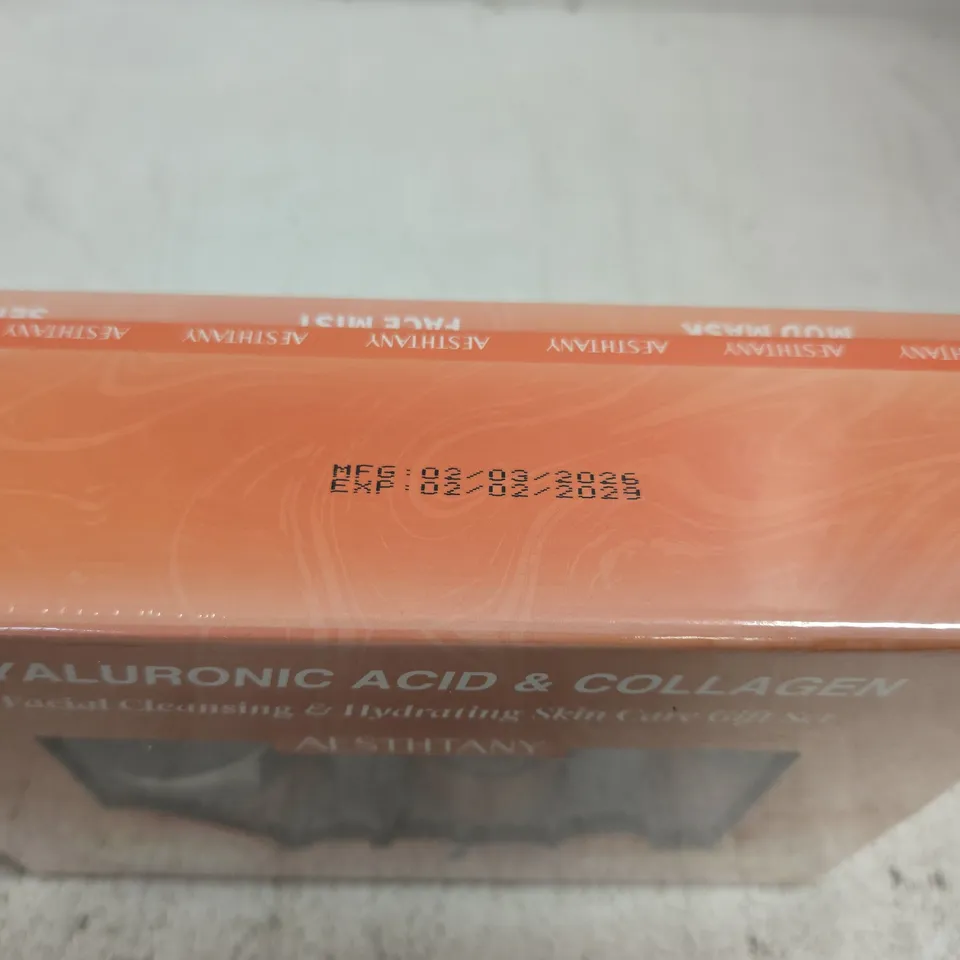 SEALED AESTHTHANY SKIN CARE SET