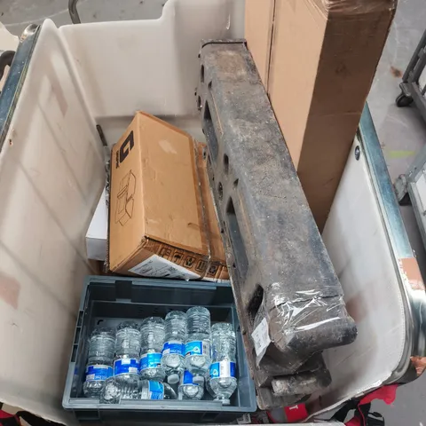 APPROXIMATELY 35 HOUSEHOLD ITEMS TO INCLUDE: ZIGGY WALKING CANE, HEAVY DUTY CONCRETE FENCE BLOCK/S.