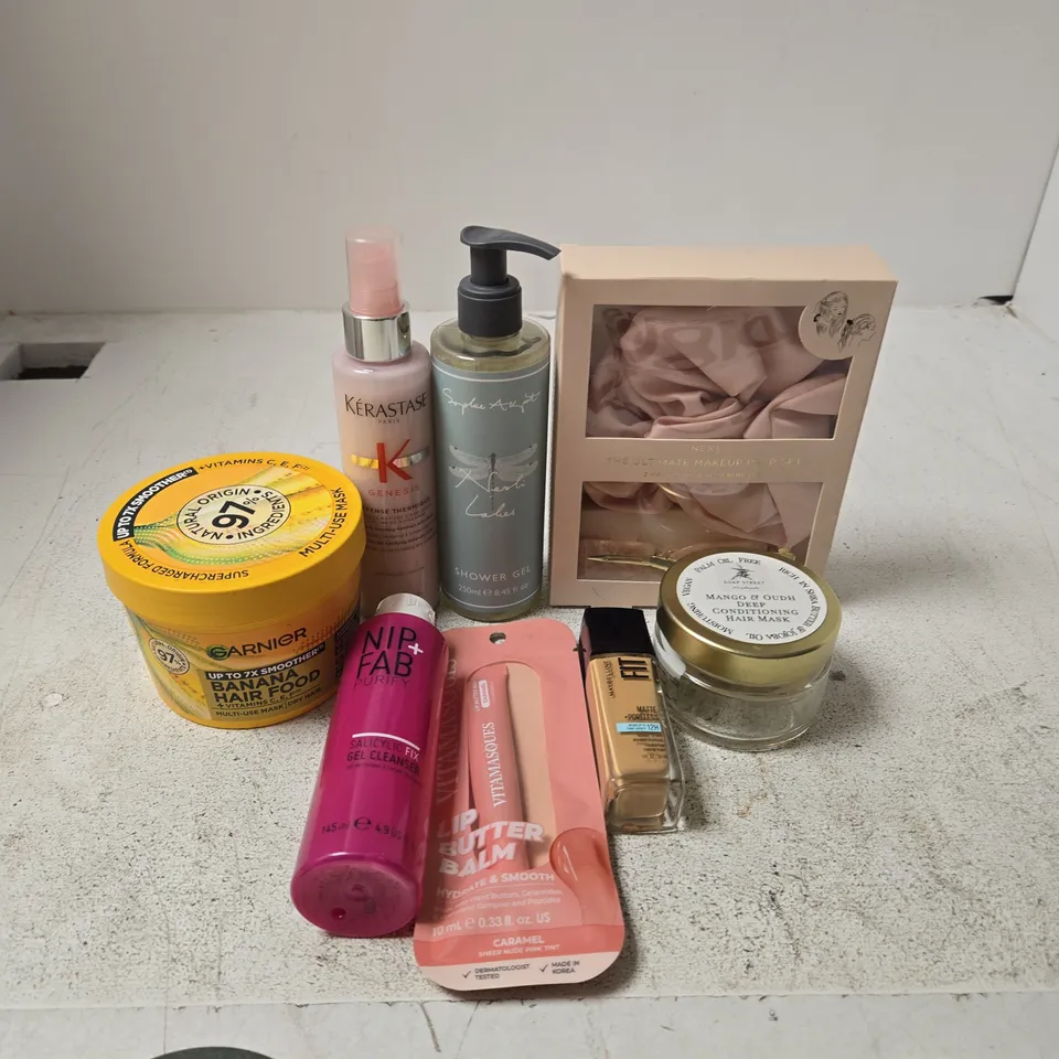 APPROXIMATELY 20 ASSORTED HEALTH & BEAUTY PRODUCTS TO INCLUDE BANANA HAIR FOOD, LIP BUTTER BALM, HAIR MASK ETC 