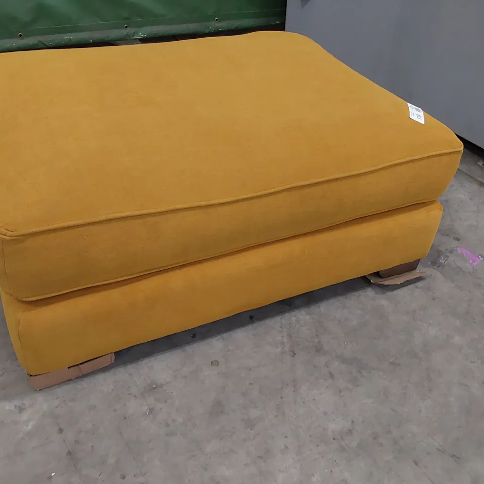 QUALITY BRITISH DESIGNER LOUNGE Co. LARGE RECTANGULAR FOOTSTOOL GOLD PLUSH FABRIC 