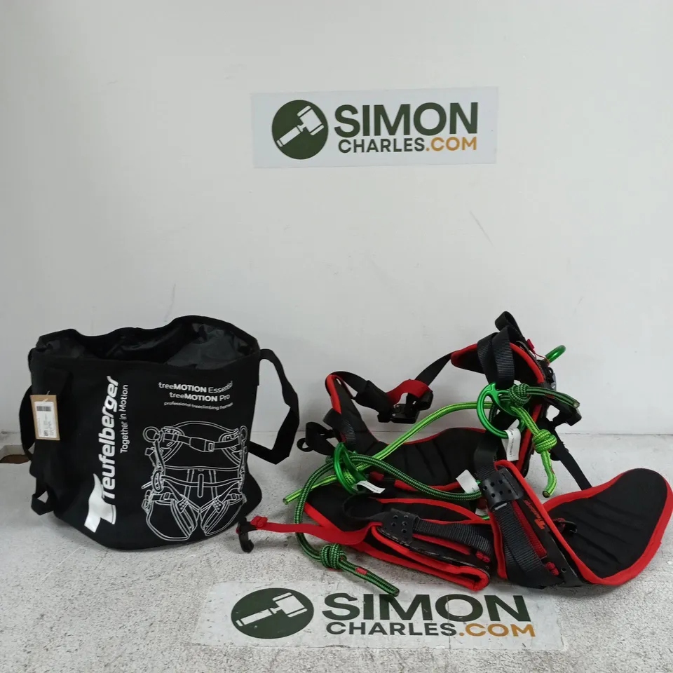 TREEMOTION PRO X CLIMBING HARNESS – SIZE S, 69–86 CM, MADE IN CZECH REPUBLIC